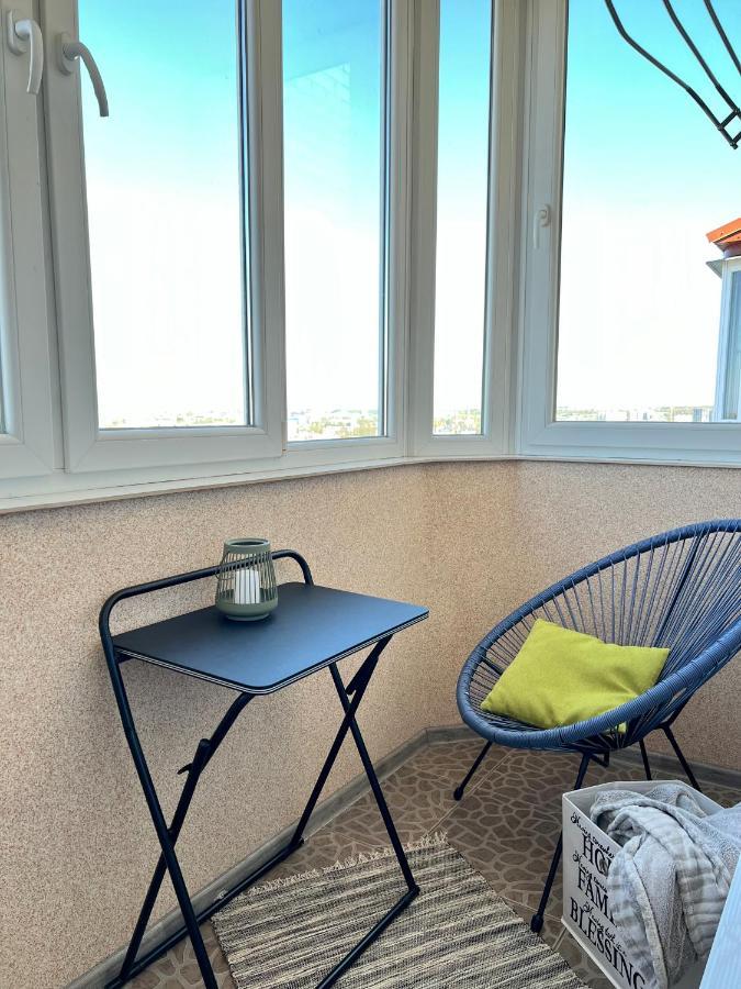 Relax. Просторі Та Затишні Апартаменти Τερνόπιλ Εξωτερικό φωτογραφία